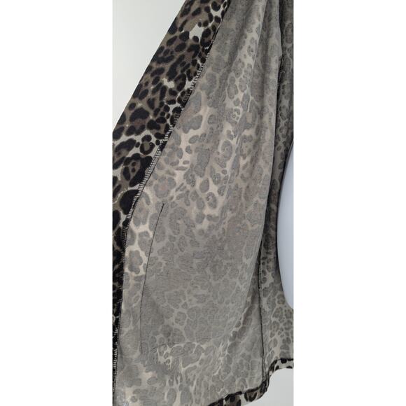 Sanctuary Duster Velvety Cheetah Print Camp Pocket Cardigan - Picture 7 of 10